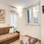 Pignatelli Apartment